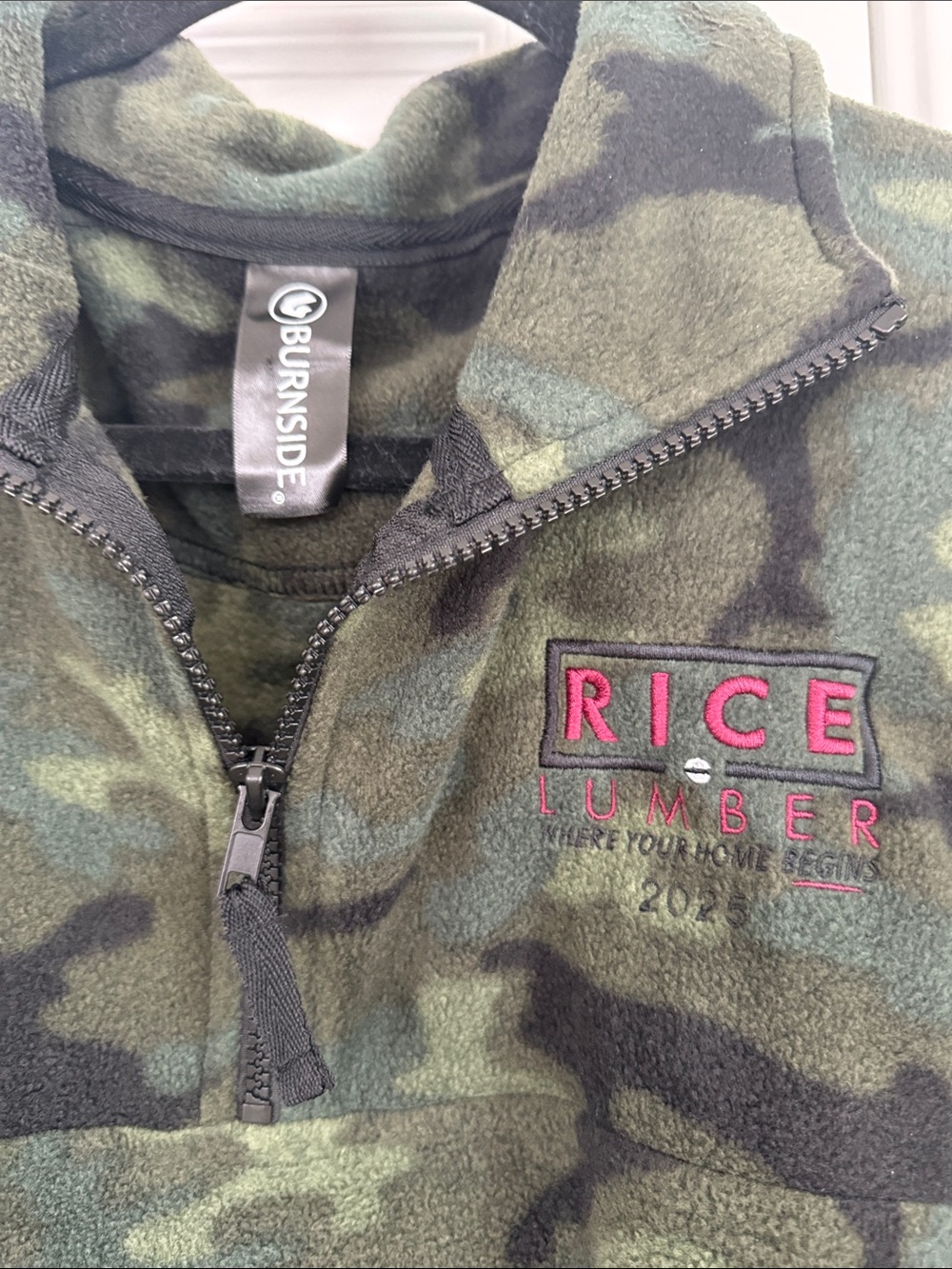 Burnside Camo Zip-Up Sweater Jacket in Olive and Black - Picture 3 of 4